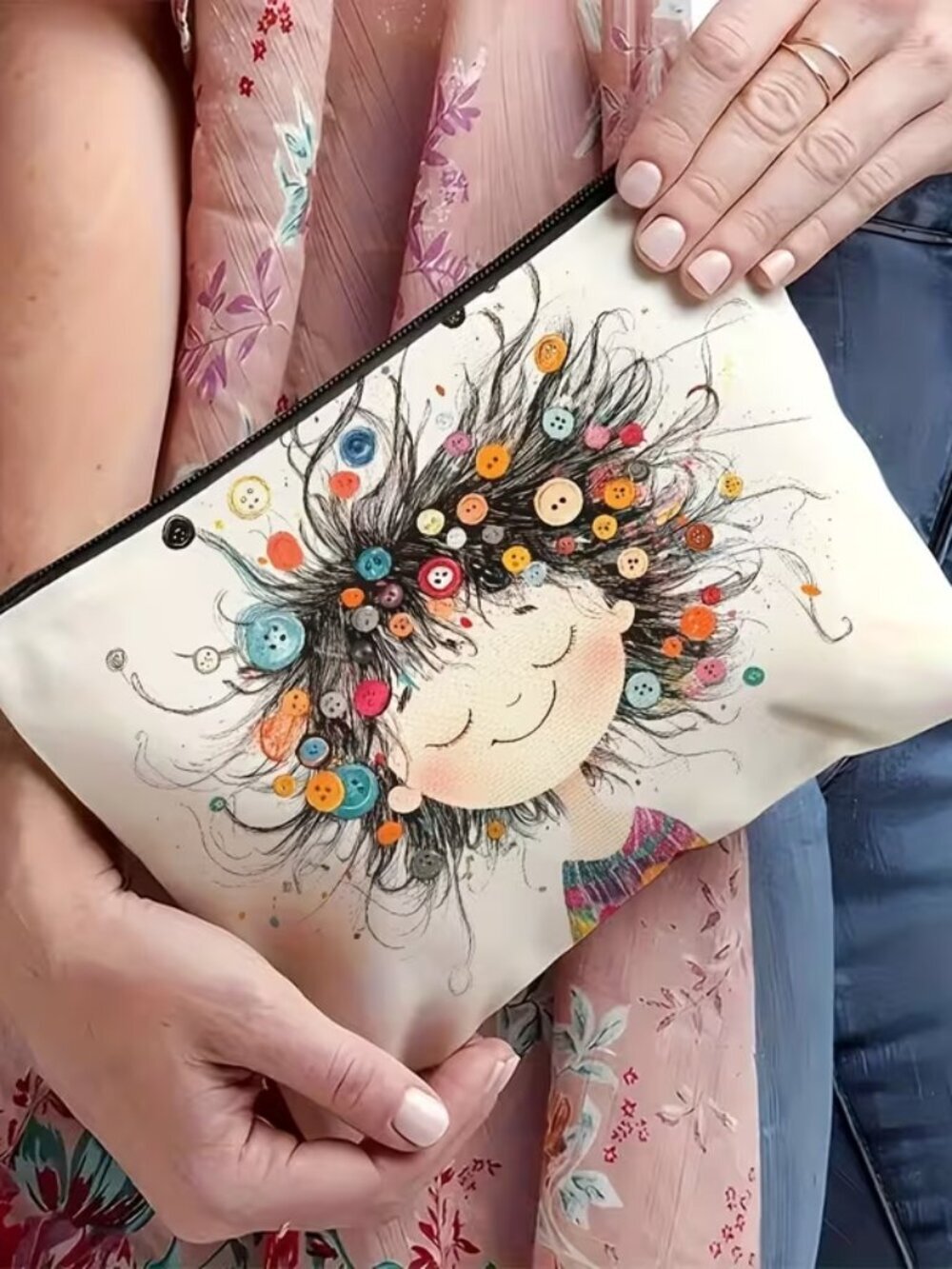 Cute Girl Makeup Bag - Picture 1 of 2